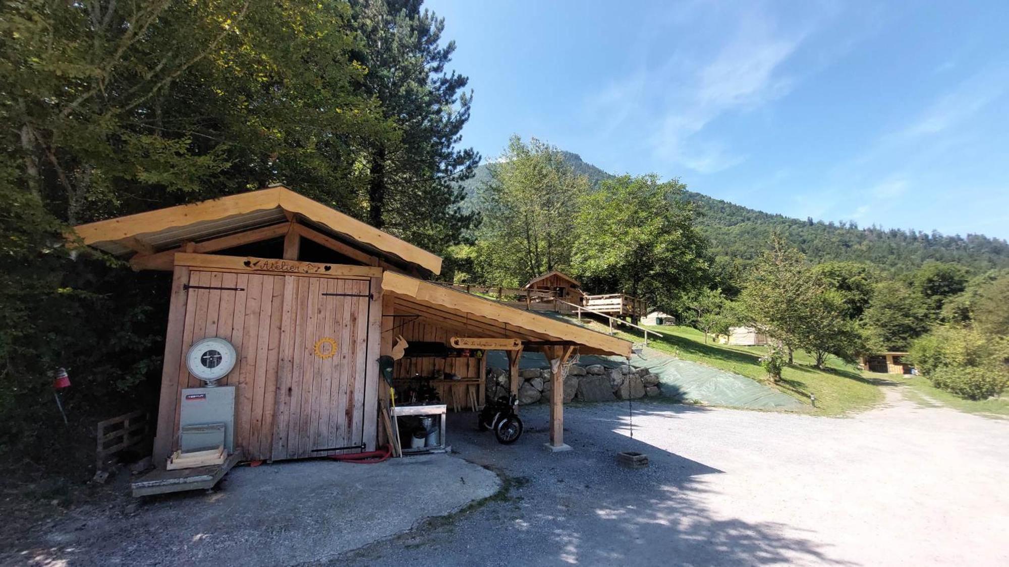 Yourtes Olachat Proche Annecy Faverges Exteriér fotografie