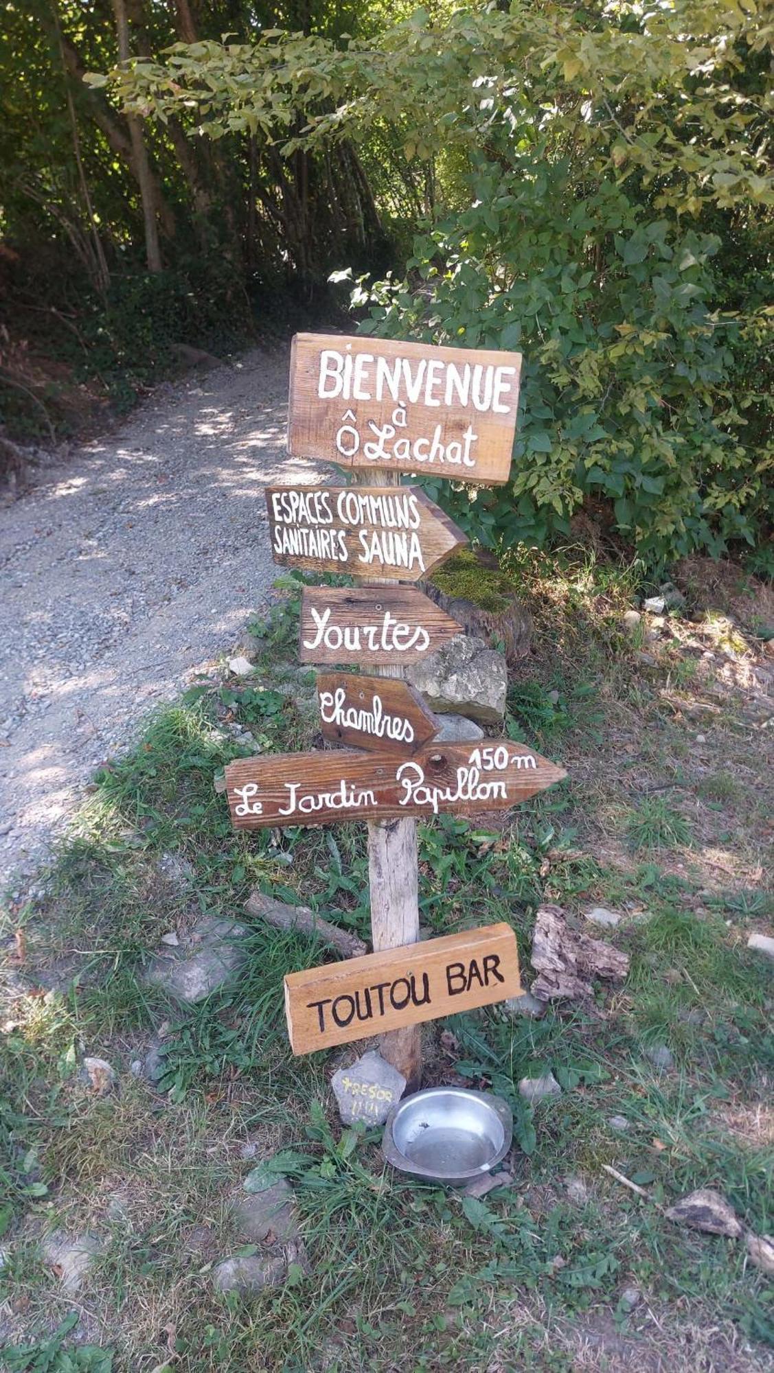 Yourtes Olachat Proche Annecy Faverges Exteriér fotografie