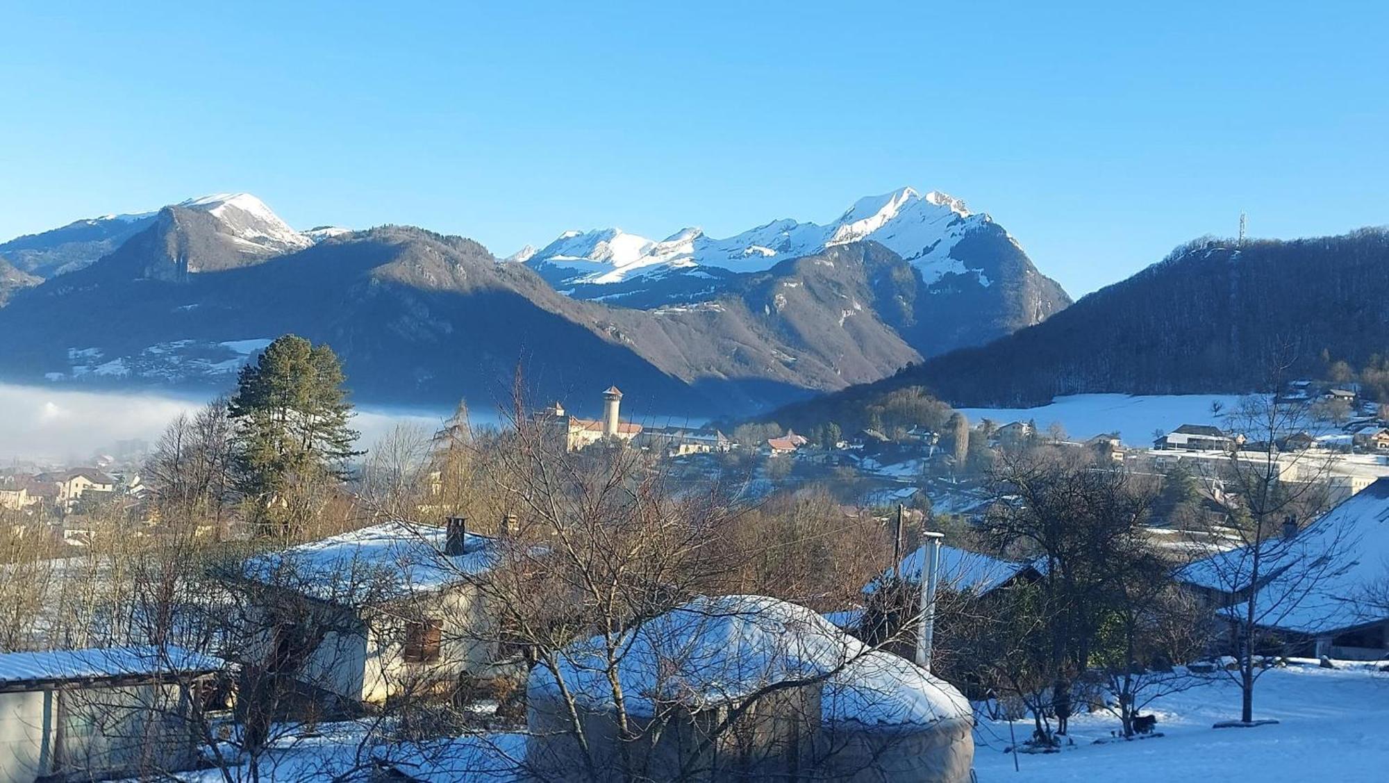 Yourtes Olachat Proche Annecy Faverges Exteriér fotografie