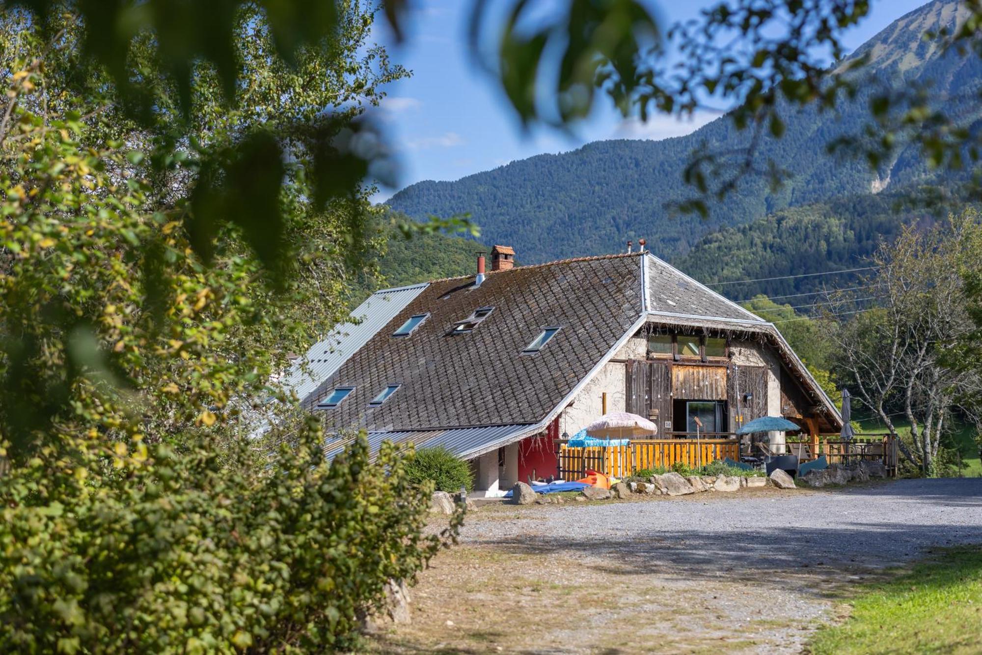 Yourtes Olachat Proche Annecy Faverges Exteriér fotografie